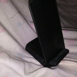 Wireless charging stand